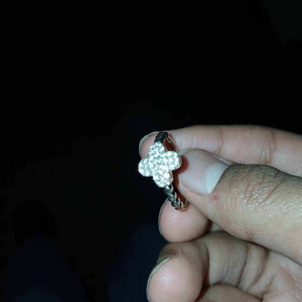 Guess Gold-Tone Clover Ring with White Crystals - Women Jewelry